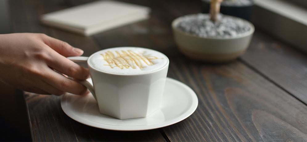 OCT cup & saucer 300ml / 10oz